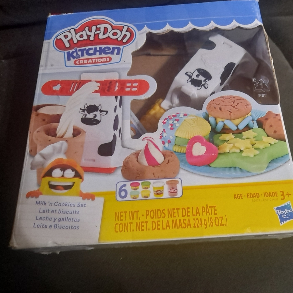 🌻Play-doh  kitchen  creations set